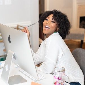 Meet your Posher, Alicia